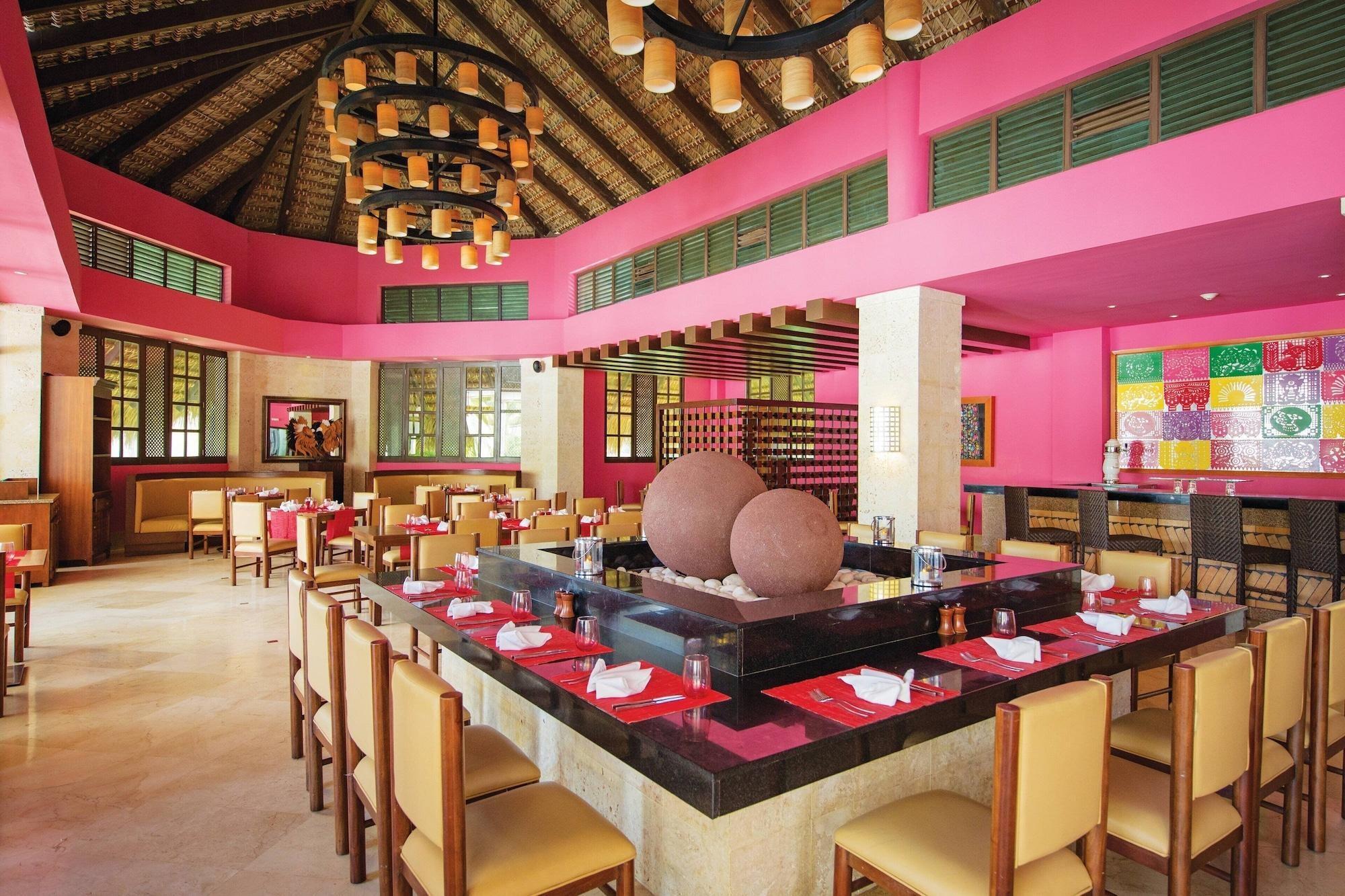 Royalton Punta Cana, An Autograph Collection All-Inclusive Resort & Casino Bavaro Exterior photo